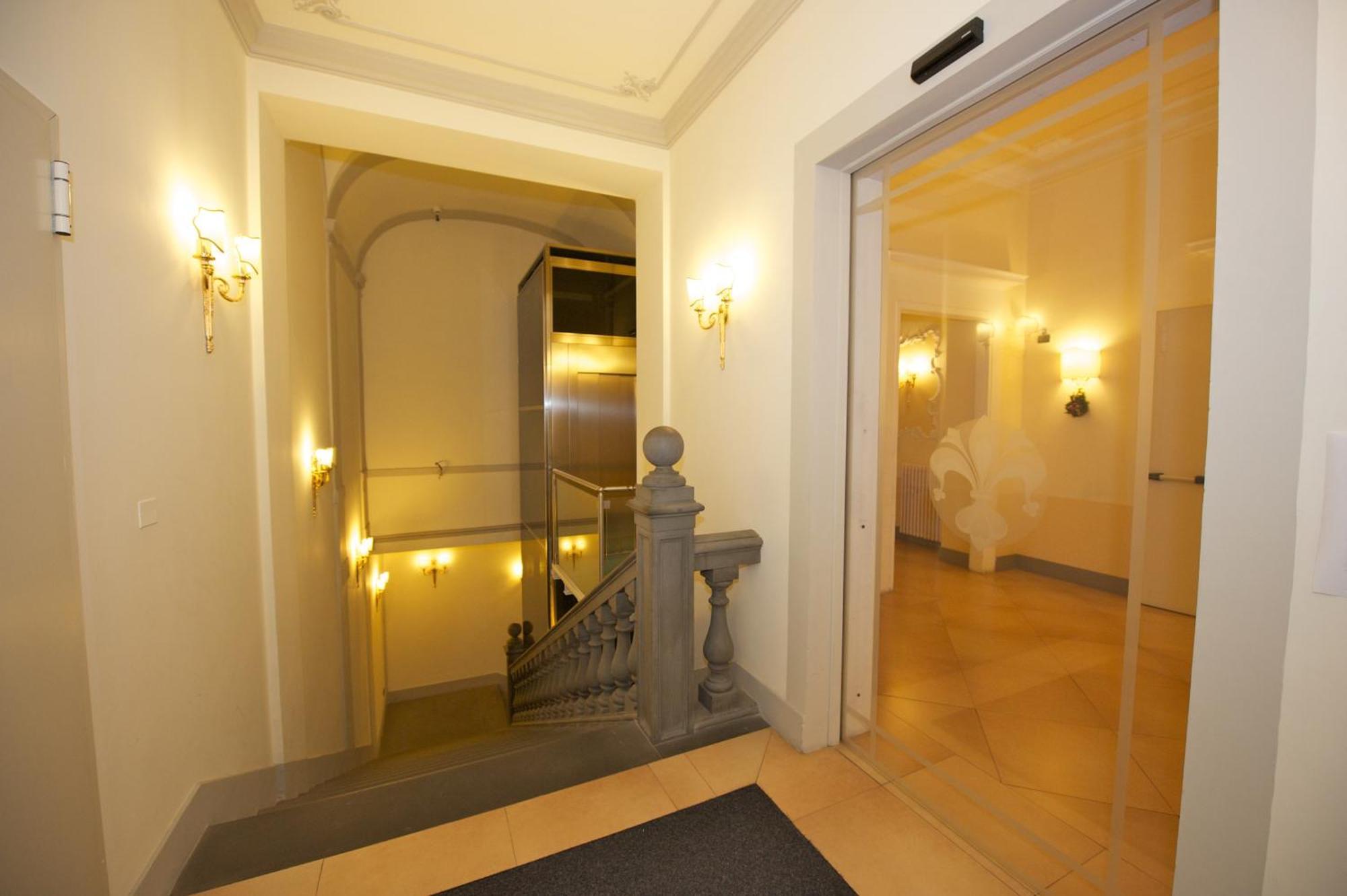 Hotel California Firenze Bagian luar foto
