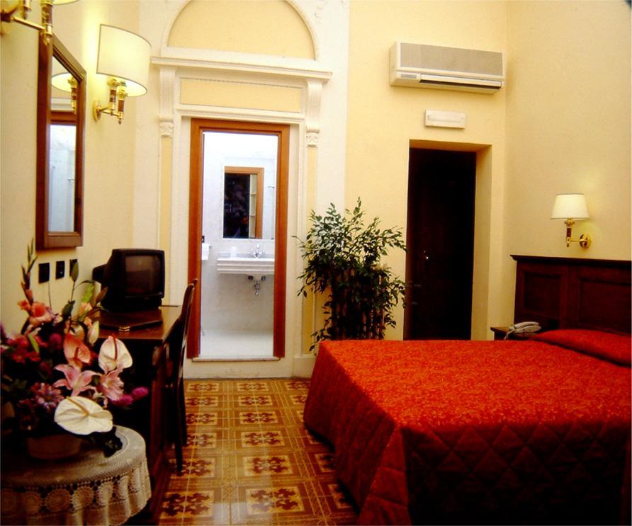 Hotel California Firenze Bagian luar foto